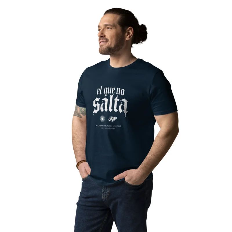 remera argentina El que no salta es un ingles azul sin modelo